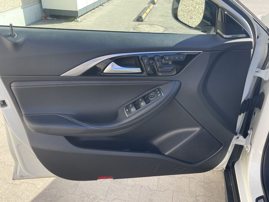 Infiniti QX30 2016