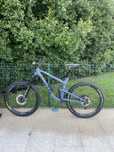 Bicicleta FOCUS Jam 6.8 MTB Full Suspension FOX 34