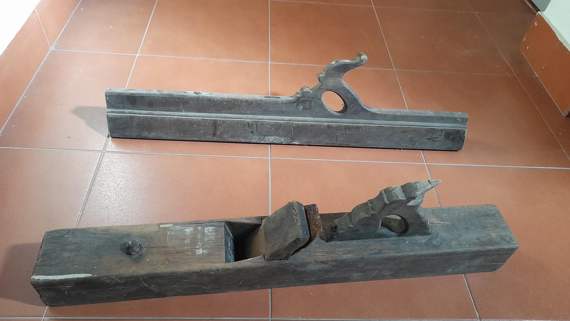 Plaina / Garlopa - ferramentas de marceneiro antigas _ SALDOS