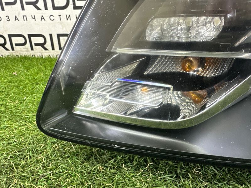 Фара левая AUDI Q5 8R 3.2 CALB 2010