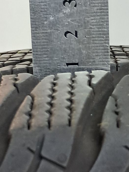 Продам шини зимові  Goodyear Ice2 ultragrip 205/55 R16 94t