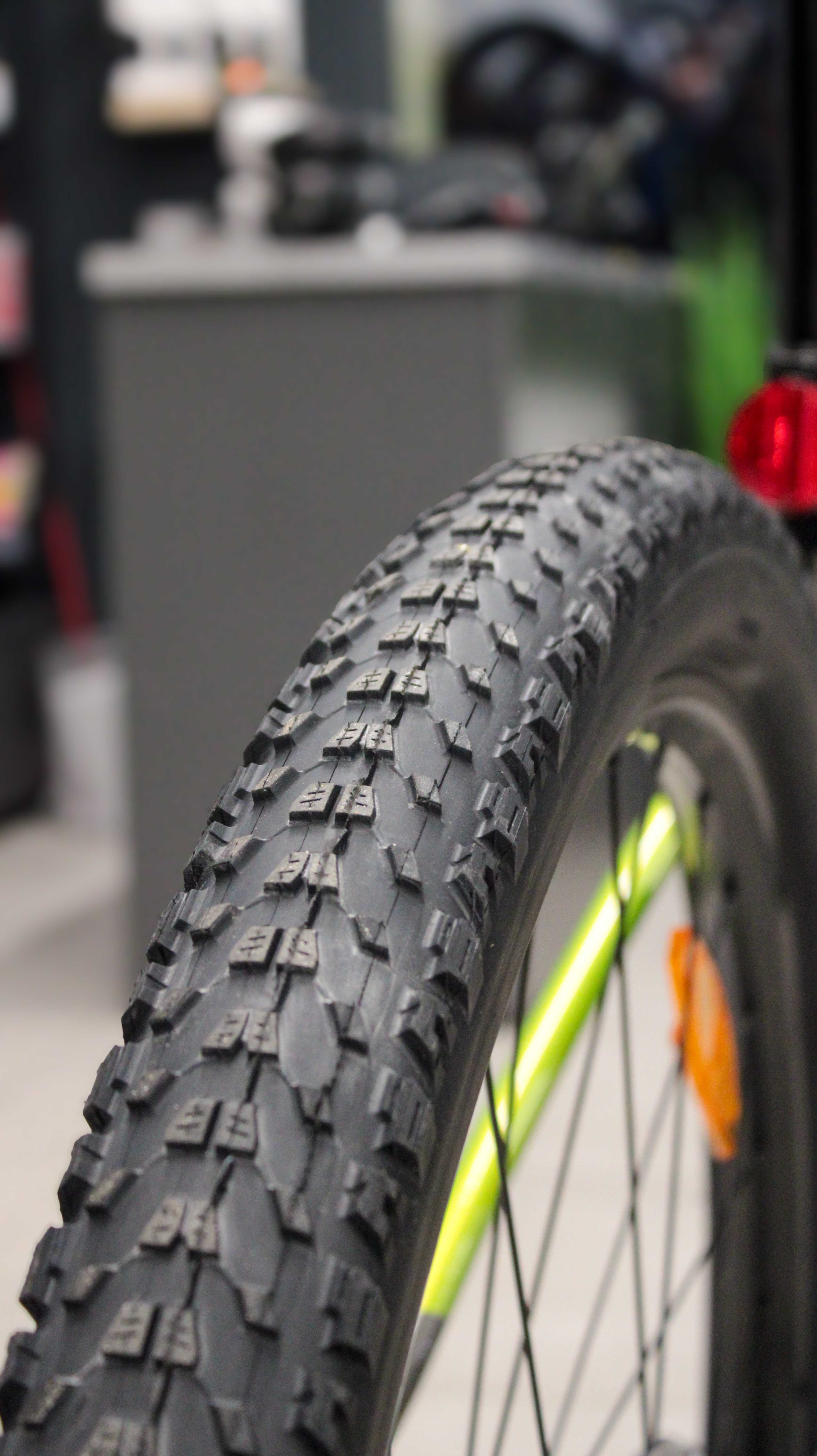 Nowe opony Maxxis Ardent Race 29x2.35  zwijane