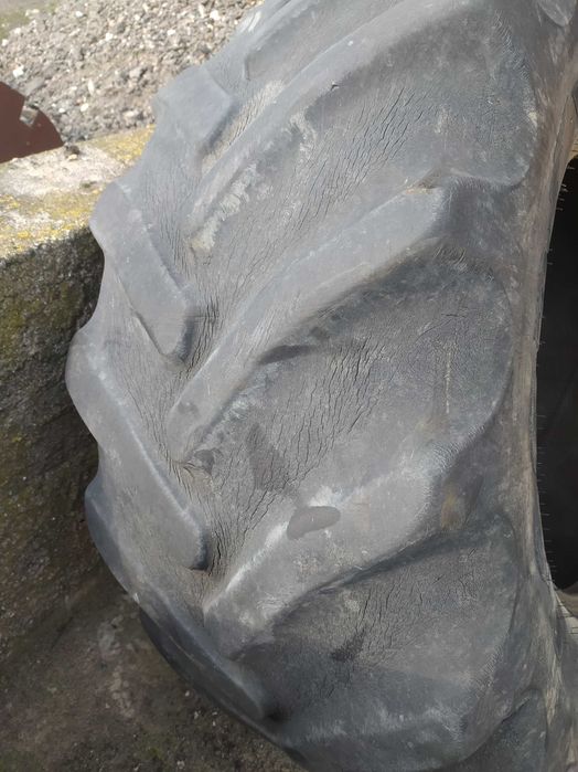 Sprzedam dwie opony 600/65R28
