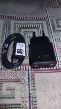Оригинальное зарядное устройство Sony UCH12 Quick Charger 3.0