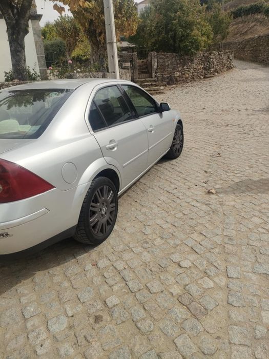 Ford Mondeo a Gasolio impecável.
