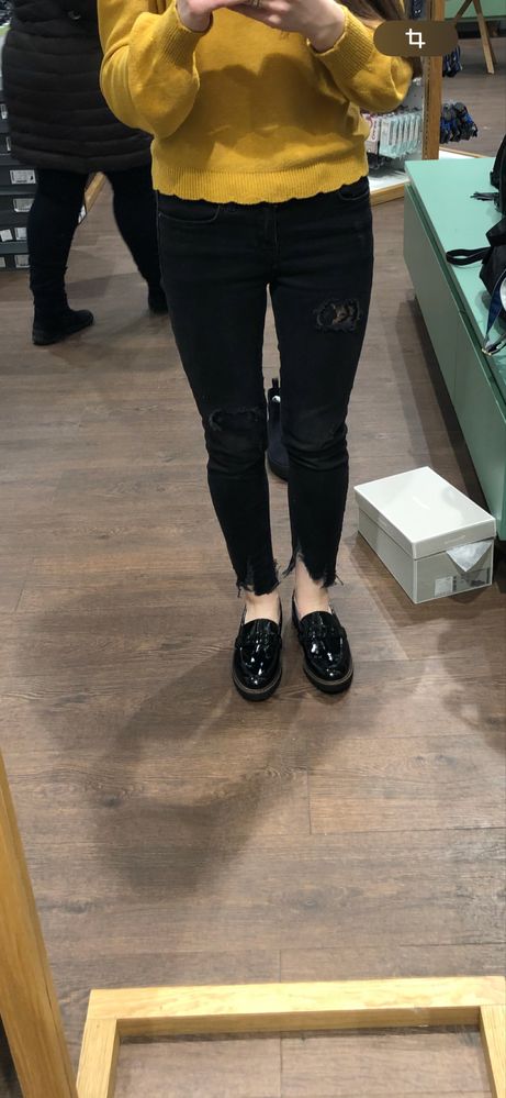 Лофери zara черные, лаковые, туфли на плоской подошве