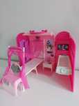 Domek walizka barbie