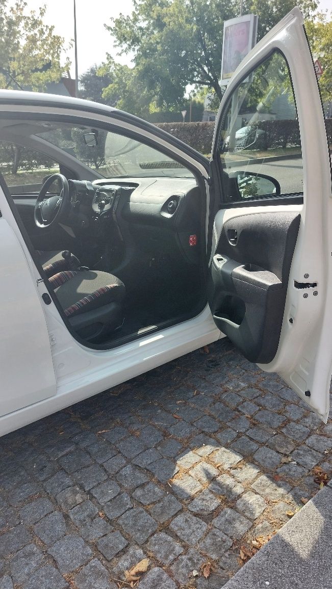 Viatura marca Citroen C1