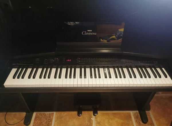 Piano Yamaha Clavinola CVP-20