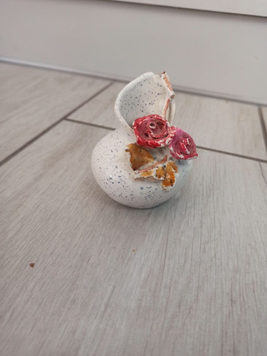 Mini wazonik porcelanowy/ wazon z porcelany jako dekoracja