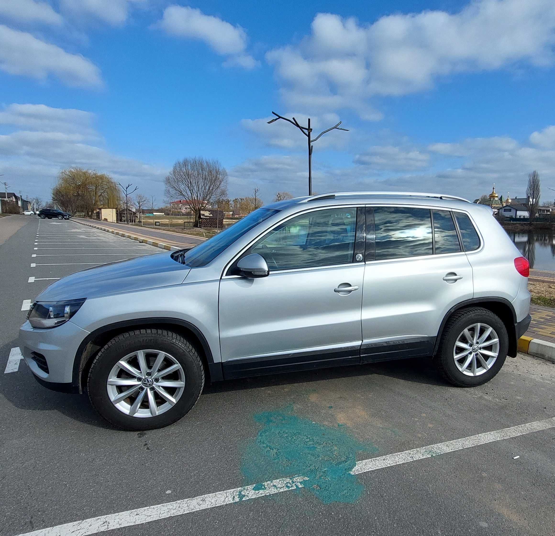 Volkswagen Tiguan 2016 2л