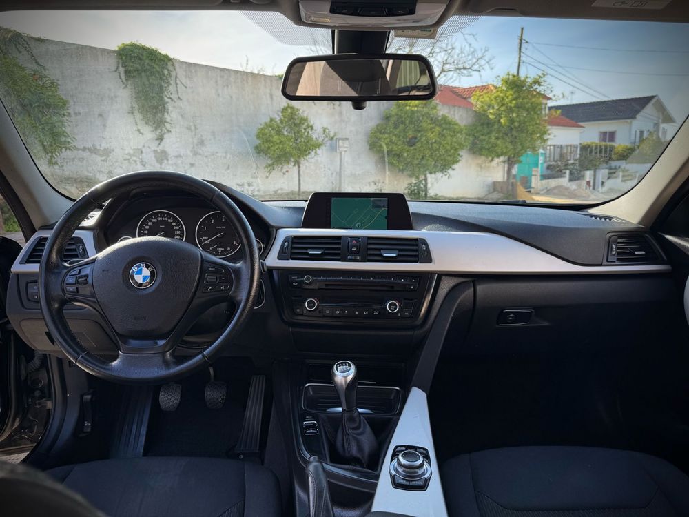 BMW 318D Touring 2.0 Diesel 143cv 2013