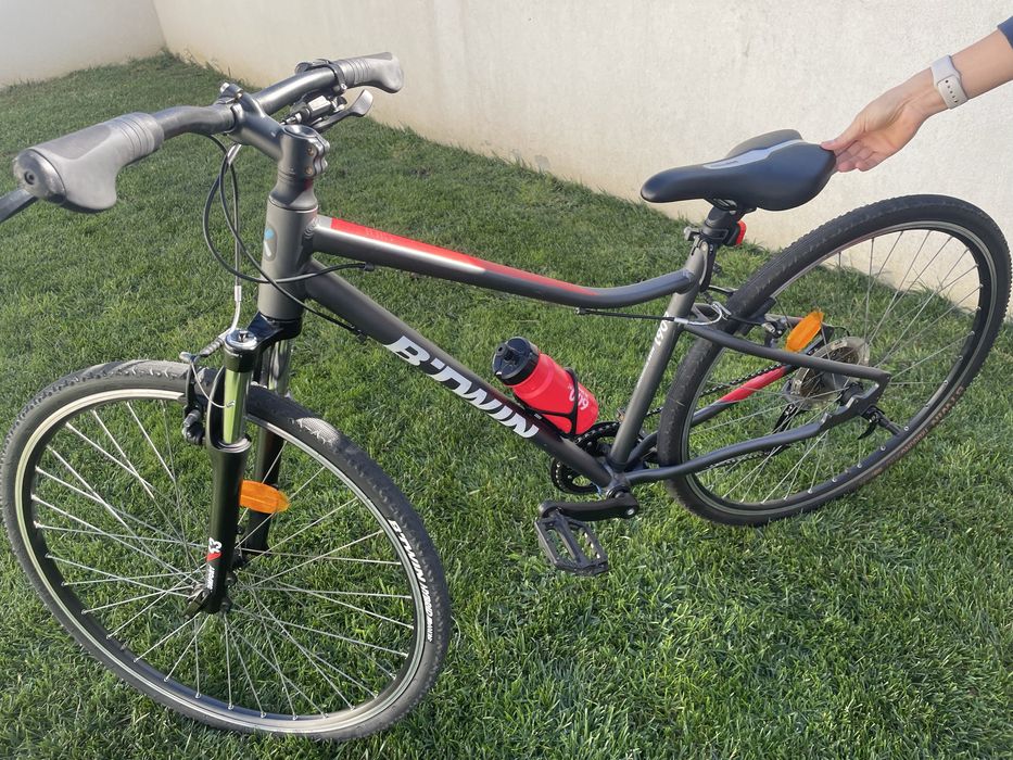 Bicicleta Trekking Riverside 500