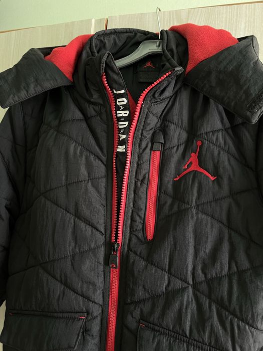Air Jordan   Детская теплая куртка на мальчика 12-13 лет