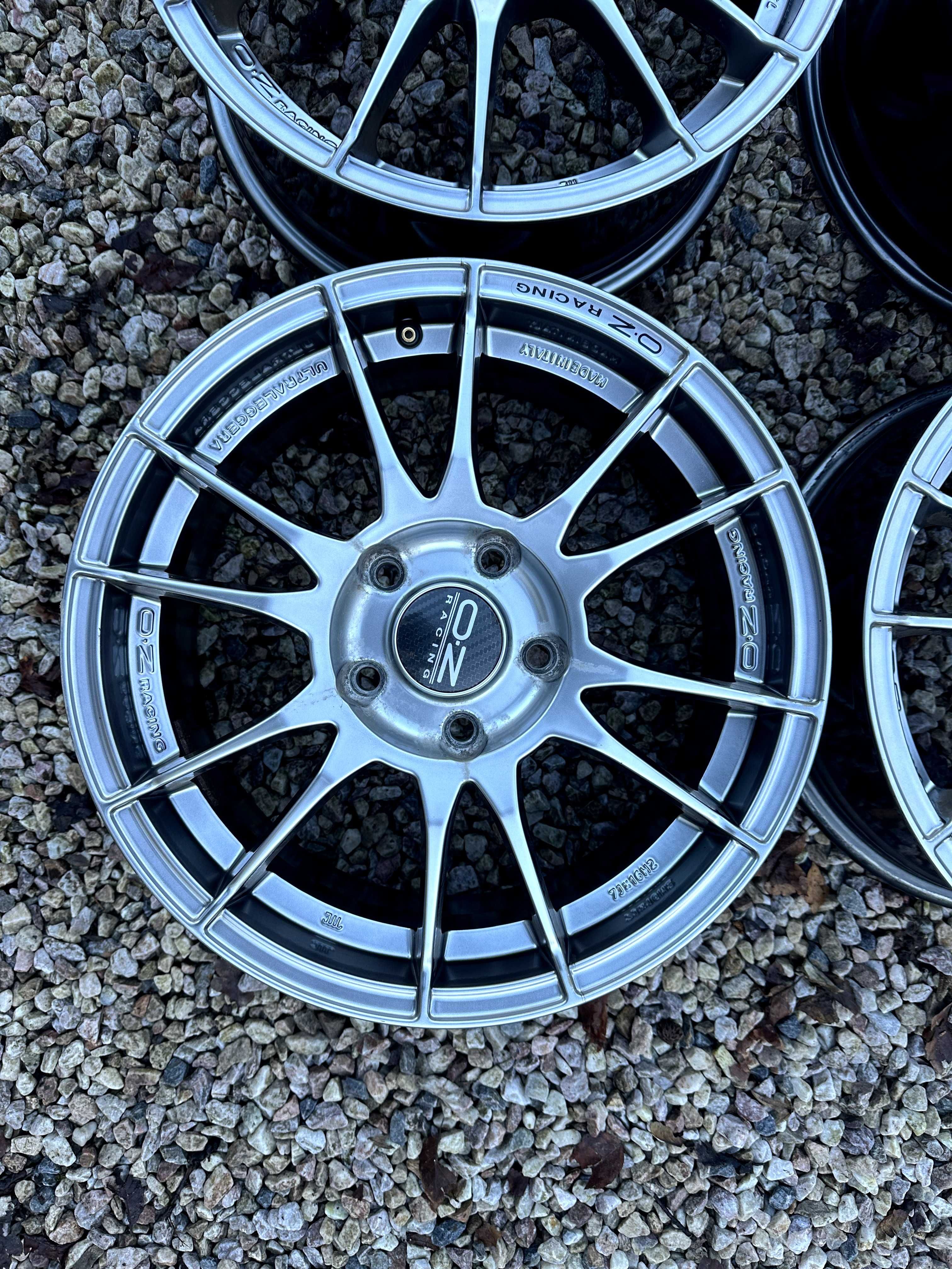 Felgi Alufelgi Oz Ultraleggera  R16 5x112 7j et 48