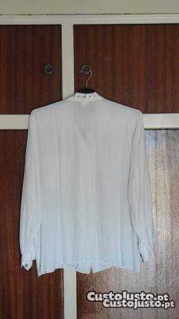 Camisa de senhora branca