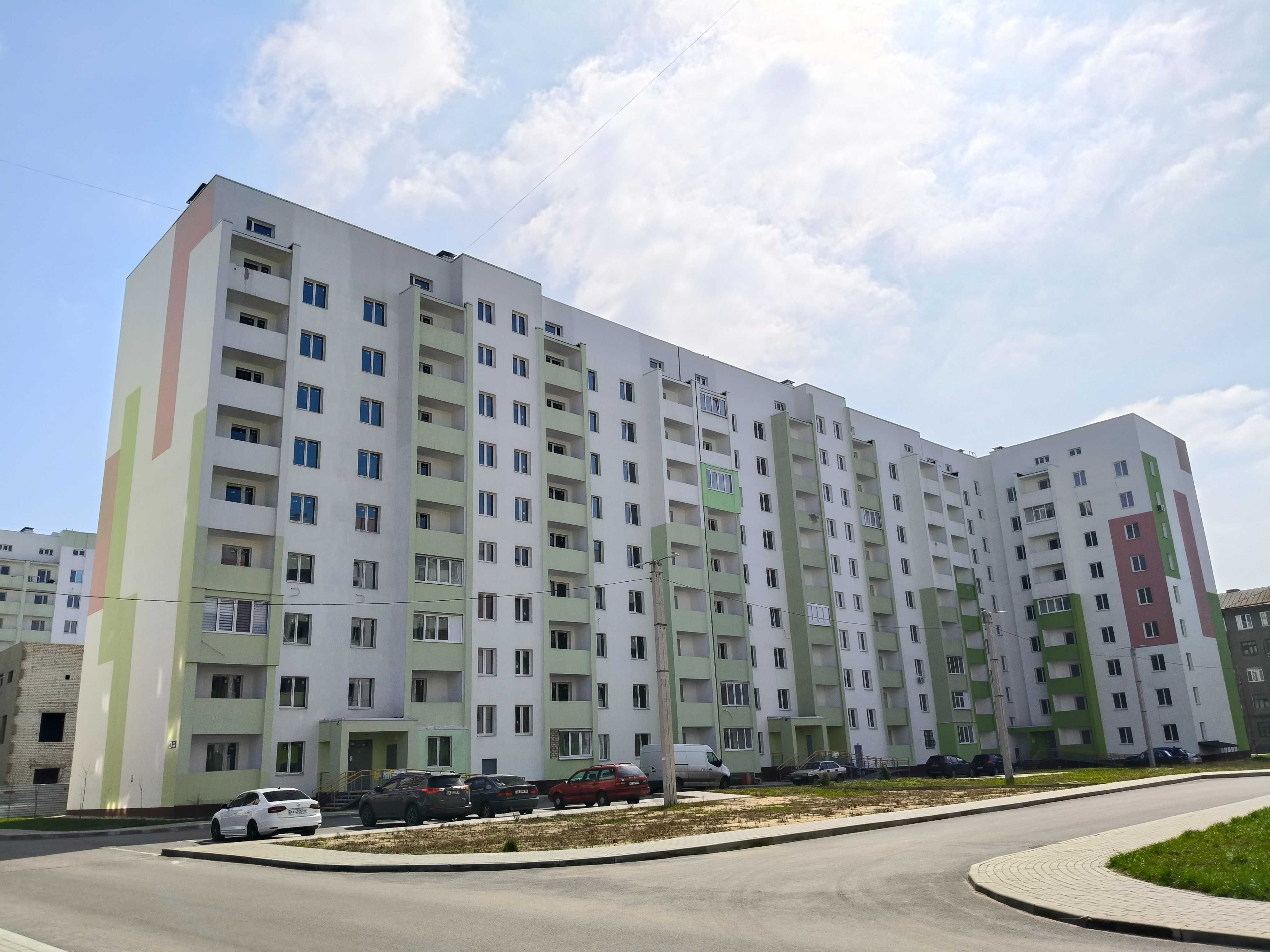 Впервые! ЖК Мира 3, Продам 2 ком квартиру пл 55м2, этаж 2/9ти! A