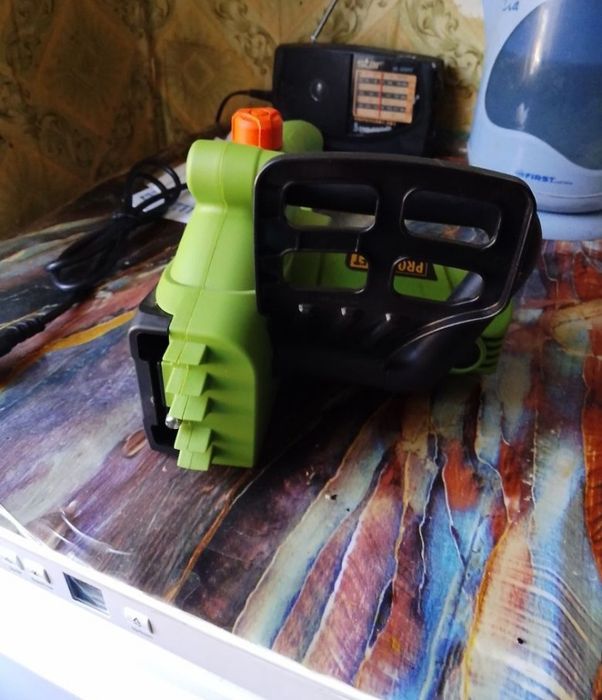 Продам електропилу