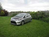 Toyota Yaris 1.5 cm benzyna plus hybryda nawigacja kamera