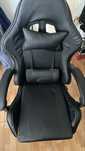 Vendo Cadeira Gamer Preta Semi nova Sem nenhuma marca de uso