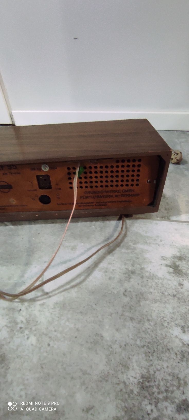 Stare radio stołowe  Grundig RF 95