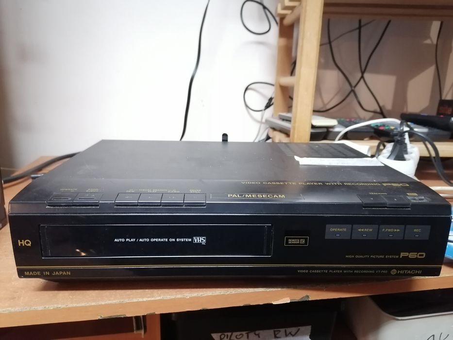 Odtwarzacz VHS HITACHI VT-P60