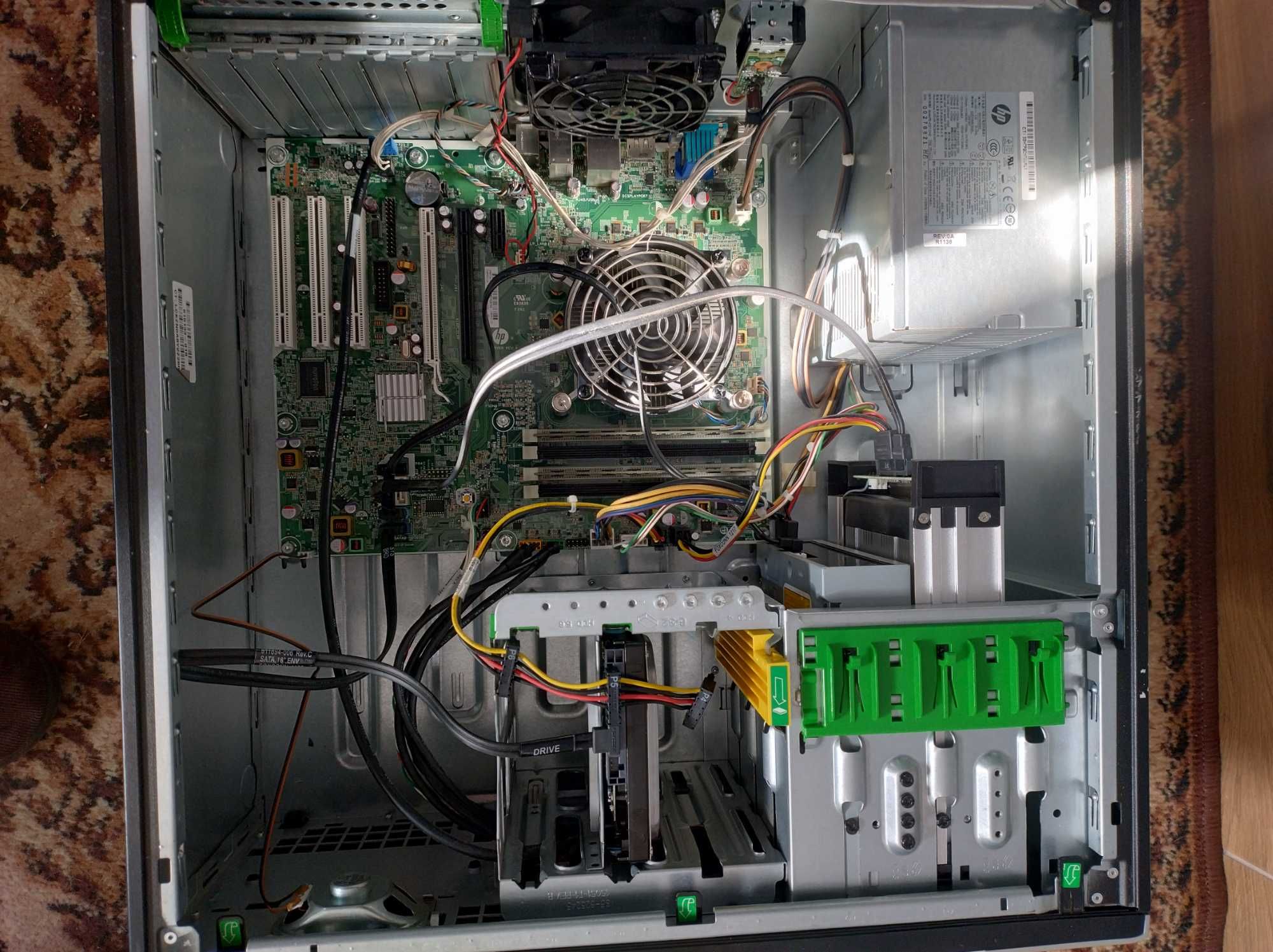 Komputer stacjonarny HP Elite compaq 8300
