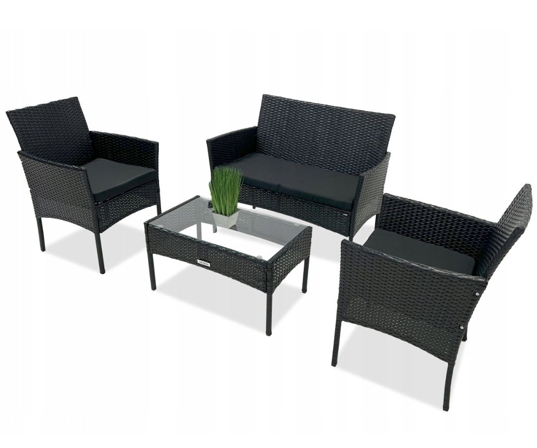 ZESTAW MEBLI OGRODOWYCH
sofa + 2 krzesła + stolik
Meble wykonane są z