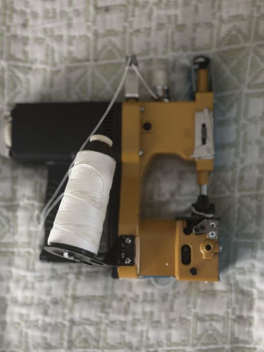 Maquina Coser / Fechar Sacos Profisssional