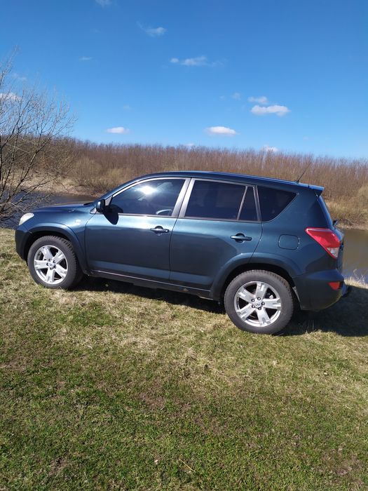 Тойота Рав4 2.2 d. 4wd 2006