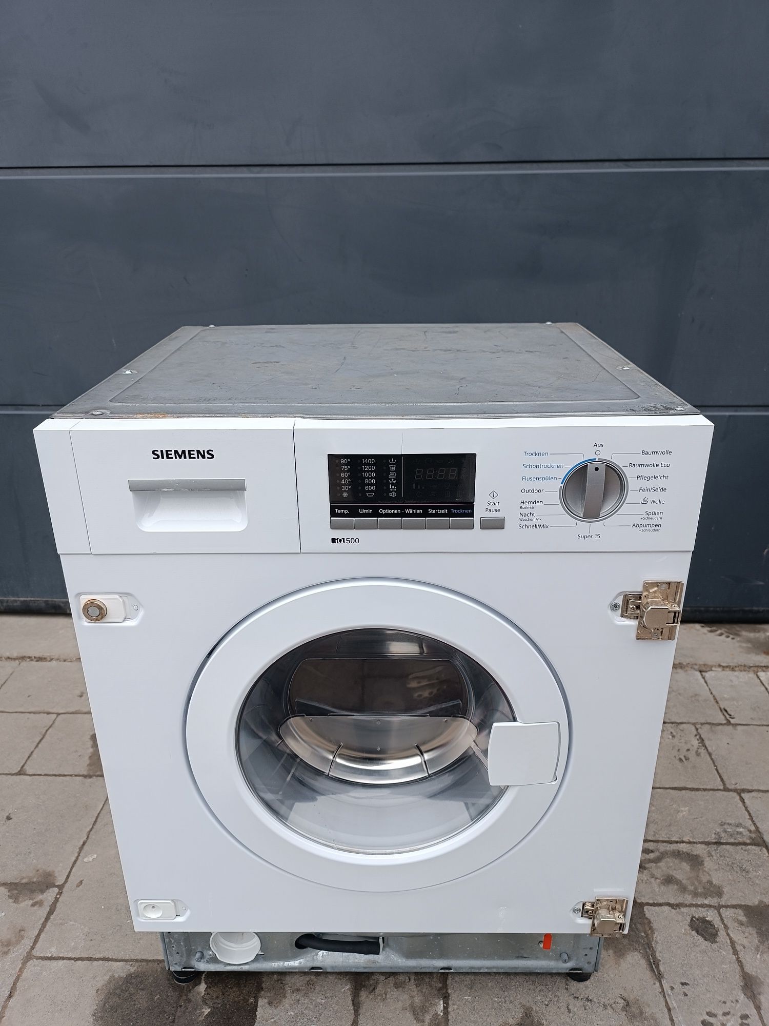 Вбудована прально-сушильна машина Siemens IQ500
