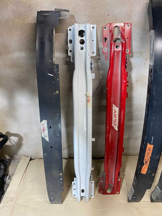 Volvo xc60  S60 V60 усилитель бампера перед  Підсилювач бампера  VOLVO