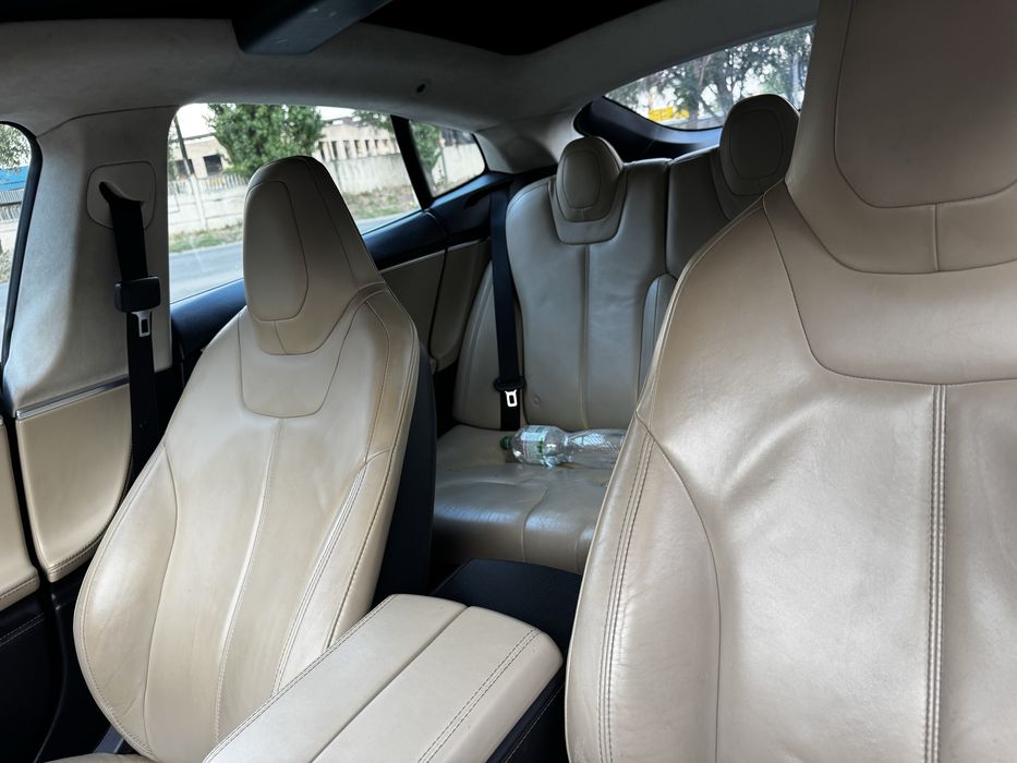 Tesla Model S 85 квт