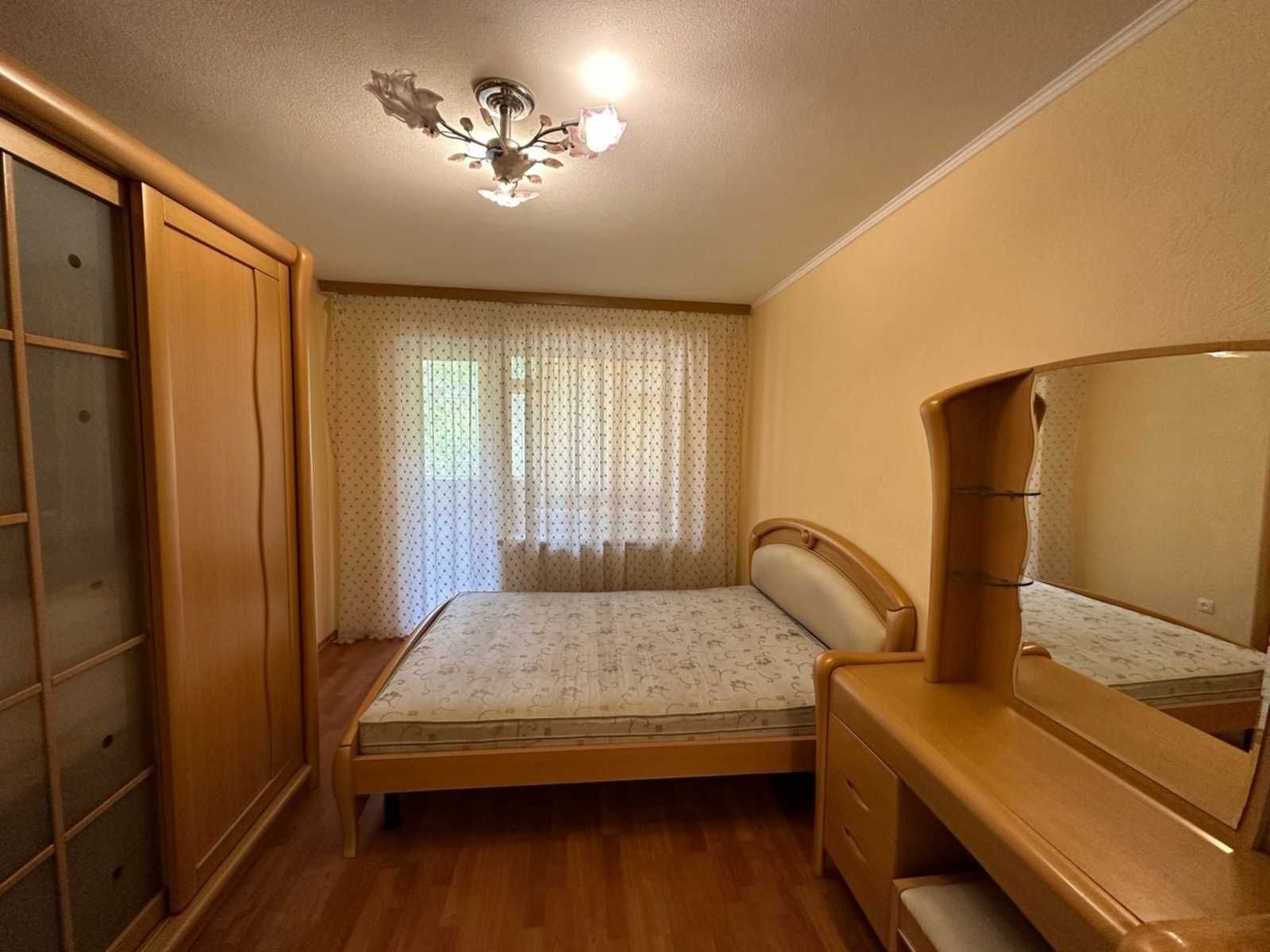 Сдам в аренду 3-к квартиру (85м2) в начале пр. Слобожанский