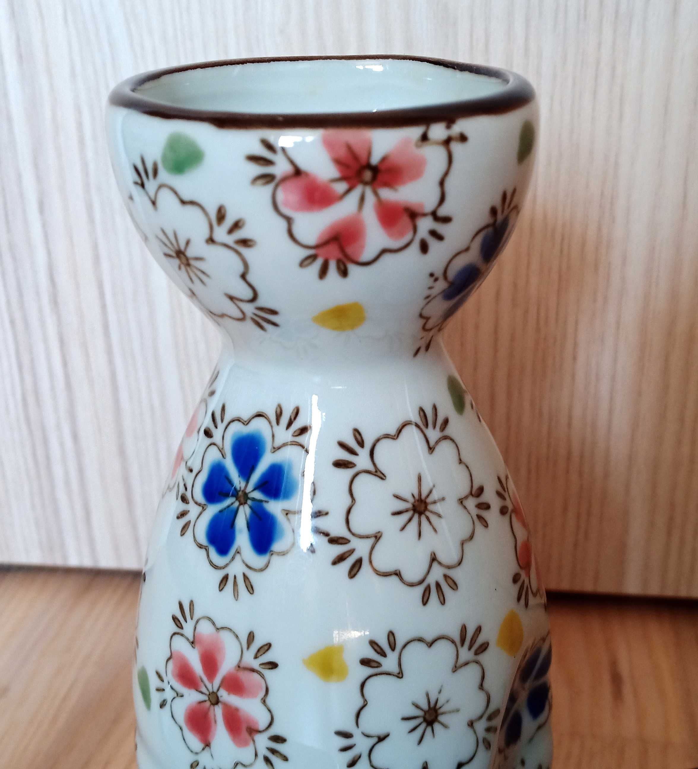 Porcelanowe czarki z karafką do Sake