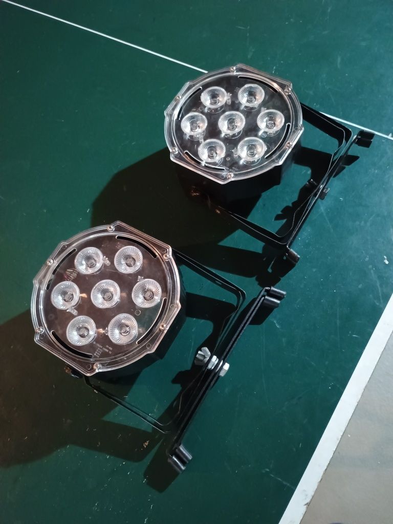 2 x LED par 7/10 RGBW