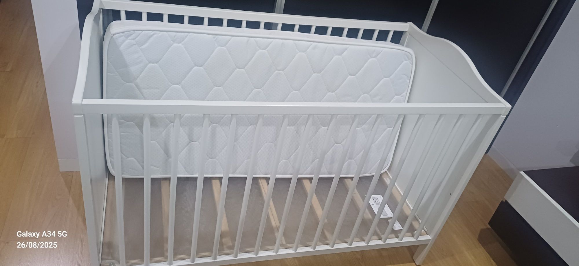 Cama de criança  como nova
