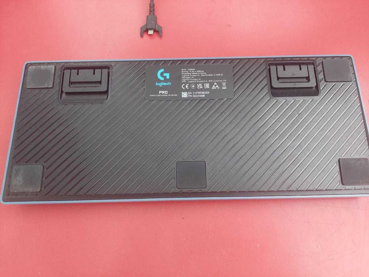 Клавіатура Logitech G Pro League of Legends Edition