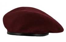 Beret Sterkowskiz Market Garden wełna Czerwony rozmiar 56 cm Nowy