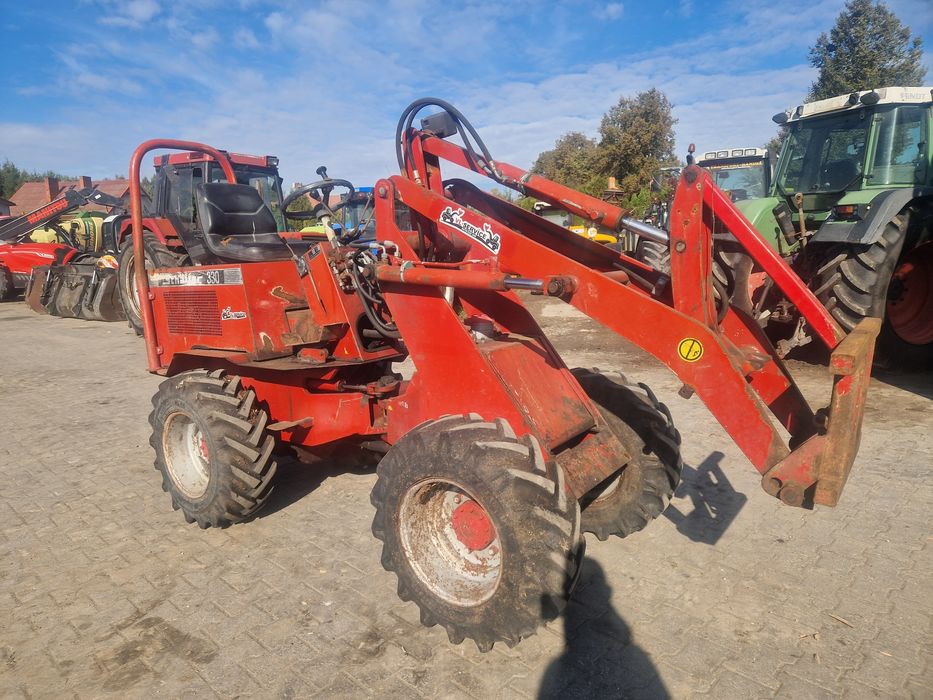 Schaffer 330 ładowarka przegubowa Weidemann silnik Kubota miniładowark