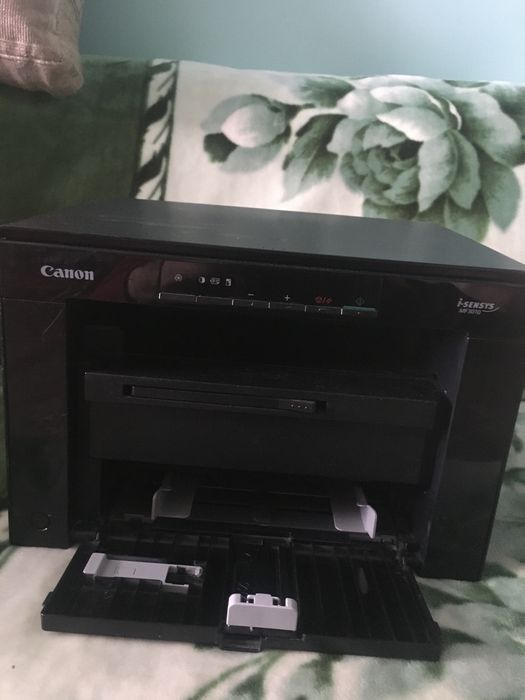 Принтер Canon i-sensys  MF3010