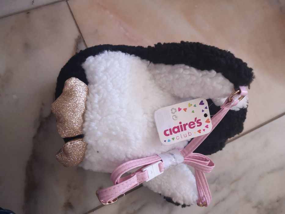 Pinguim mochila artigo único