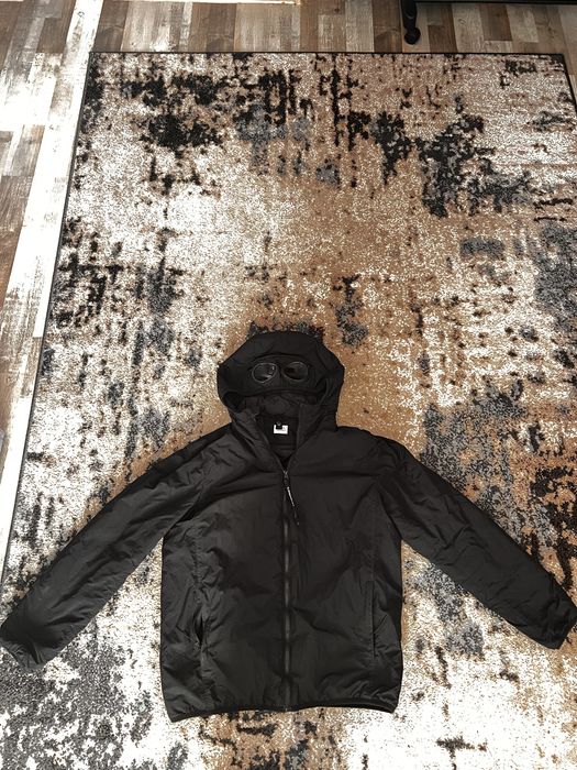 продам куртку cp company