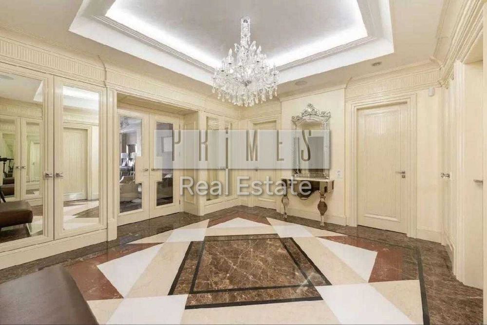 Продаж 6к квартири, вул. Грушевського Михайла, 9а, Липки