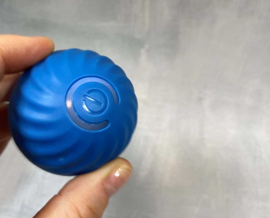 Міцний розумний м'ячик для котів і собак, акумуляторний, заряд USB-C