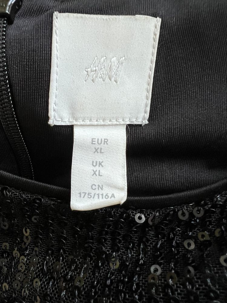 Tynika i spodnie  z cekinami- zesraw świąteczny H&M, rozm.46- XL