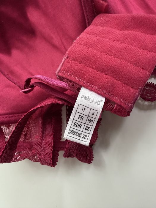 Бюстгальтер малиновий жіночій