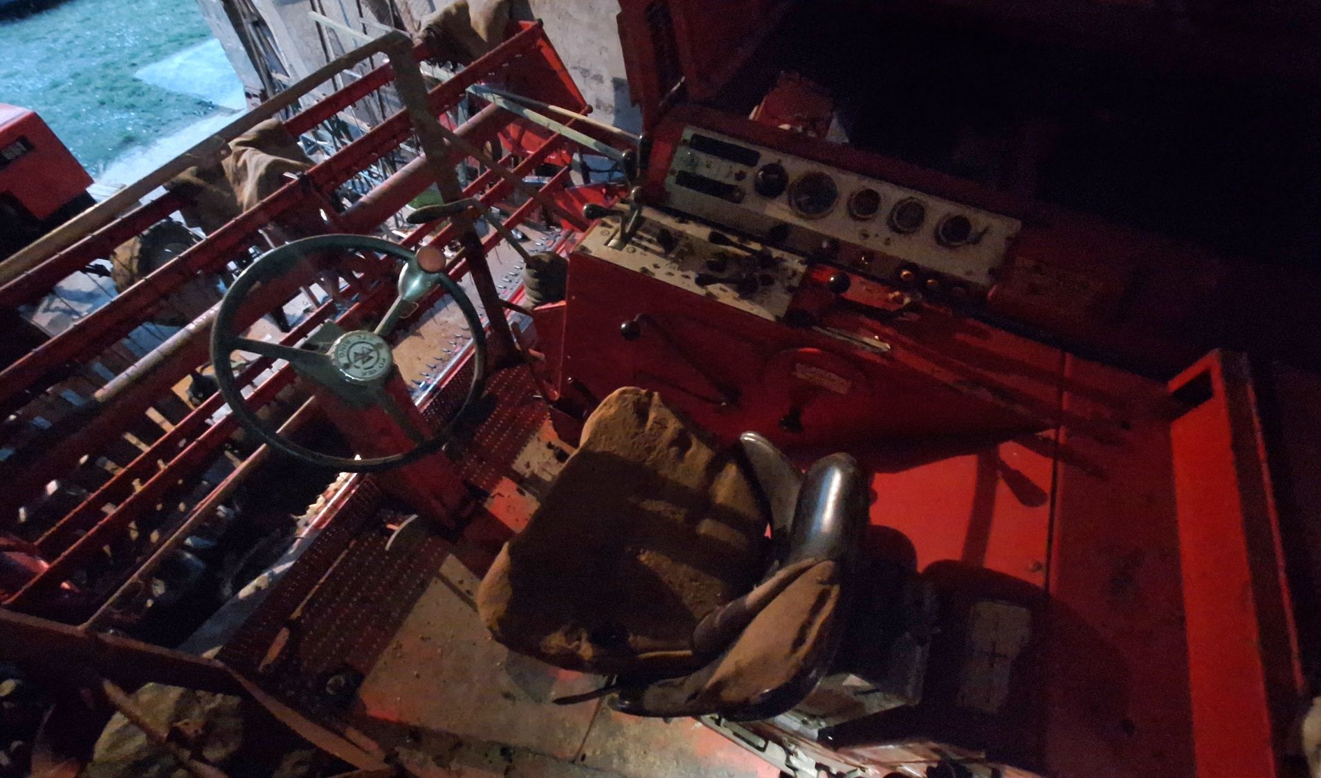 Kombajn do zboża Massey Ferguson 530