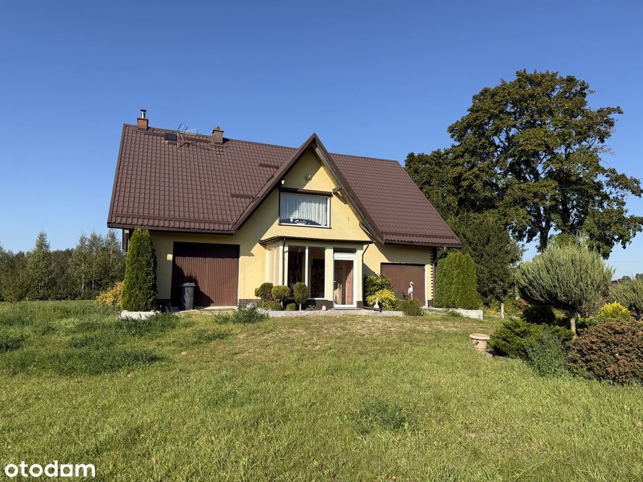 Dom na sprzedaż z dużą działką i garażem