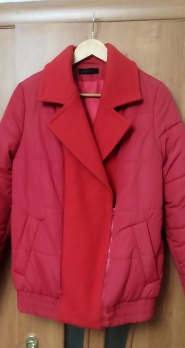 Жіноча куртка весна -осінь  розмір 44